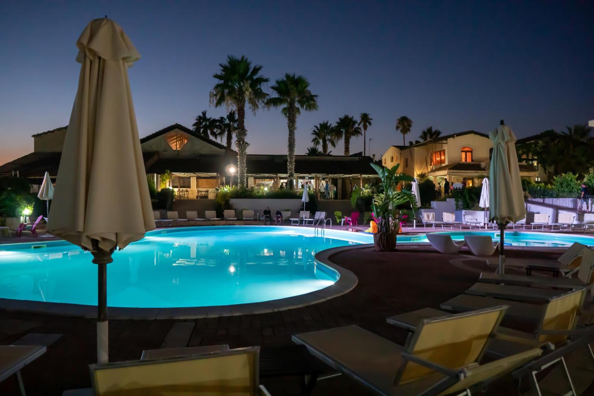 Zeta Resort Donnalucata Шикли Екстериор снимка