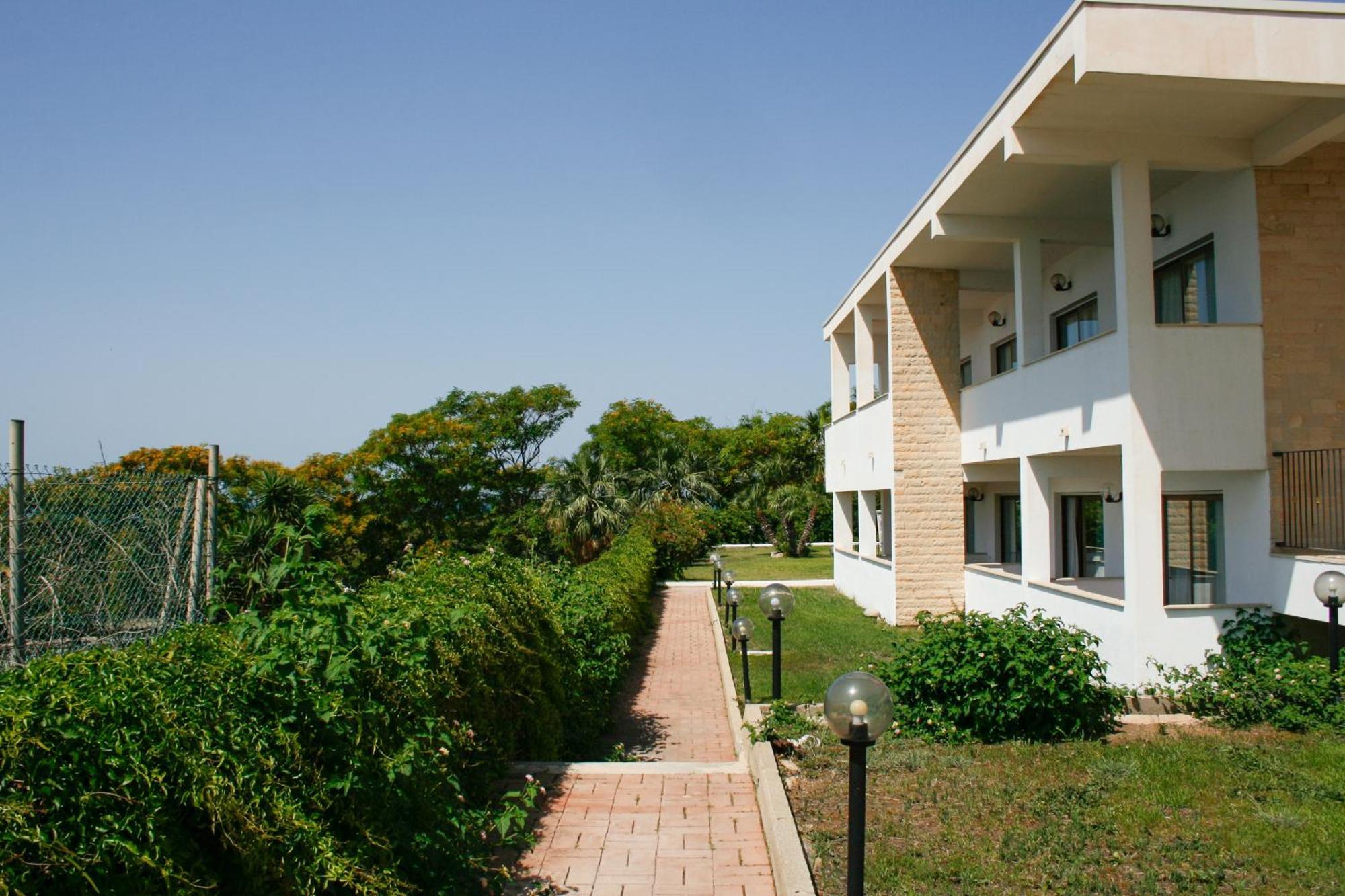 Zeta Resort Donnalucata Шикли Екстериор снимка